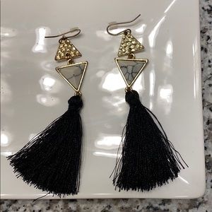 Dangle fringe earrings